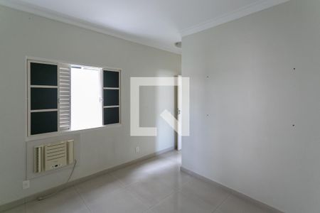 Apartamento para alugar com 120m², 4 quartos e 1 vaga Apartamento para alugar com 120m², 4 quartos e 1 vagaSuíte