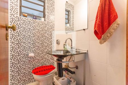 Banheiro de casa à venda com 3 quartos, 190m² em Jardim Santa Emilia, São Paulo