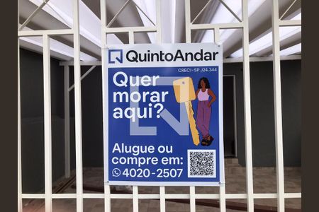 Casa à venda com 138m², 2 quartos e 2 vagasFachada 