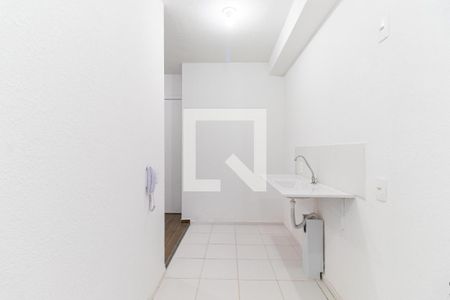 Apartamento para alugar com 44m², 2 quartos e sem vaga Apartamento para alugar com 44m², 2 quartos e sem vagaCozinha e Área de Serviço