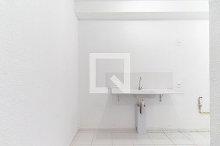 Apartamento para alugar com 44m², 2 quartos e sem vaga Apartamento para alugar com 44m², 2 quartos e sem vagaCozinha e Área de Serviço