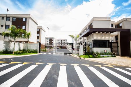 Apartamento para alugar com 47m², 2 quartos e 1 vaga Apartamento para alugar com 47m², 2 quartos e 1 vagaFachada e portaria