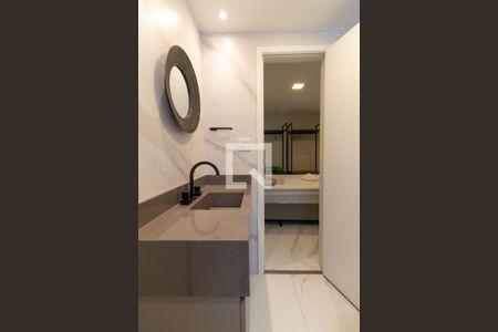 Apartamento para alugar com 80m², 2 quartos e 2 vagas Apartamento para alugar com 80m², 2 quartos e 2 vagasBanheiro Suíte 1