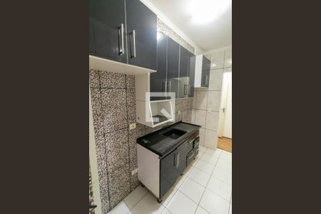Cozinha  de apartamento para alugar com 2 quartos, 49m² em Jardim do Algarve, Itaquaquecetuba