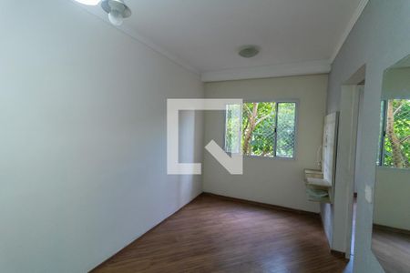 Sala  de apartamento para alugar com 2 quartos, 49m² em Jardim do Algarve, Itaquaquecetuba