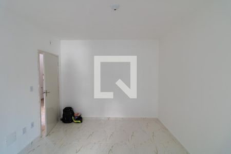 Sala de apartamento para alugar com 2 quartos, 49m² em Vila Miranda, Itaquaquecetuba