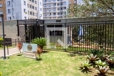 Apartamento para alugar com 47m², 2 quartos e 1 vaga Apartamento para alugar com 47m², 2 quartos e 1 vagaFachada