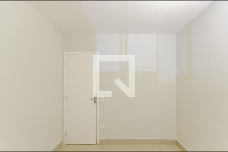 Apartamento à venda com 75m², 3 quartos e 2 vagasQuarto 2