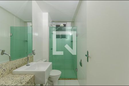 Apartamento à venda com 75m², 3 quartos e 2 vagasBanheiro social