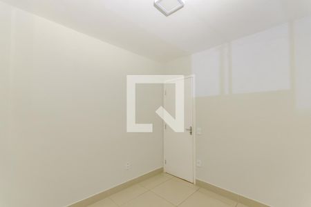 Apartamento à venda com 75m², 3 quartos e 2 vagasQuarto 2