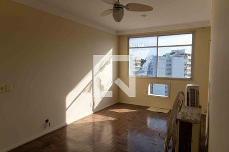 Sala de apartamento para alugar com 2 quartos, 77m² em São Domingos, Niterói
