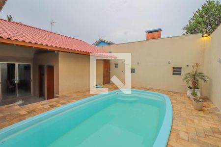 Piscina de casa à venda com 3 quartos, 290m² em Scharlau, São Leopoldo