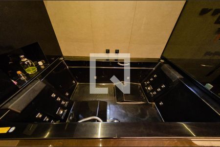 Casa de condomínio à venda com 297m², 3 quartos e 4 vagas Casa de condomínio à venda com 297m², 3 quartos e 4 vagasBanheiro suíte 2