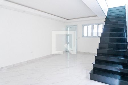 Sala 1 de casa para alugar com 3 quartos, 160m² em Conjunto Residencial Jardim Canaa, São Paulo