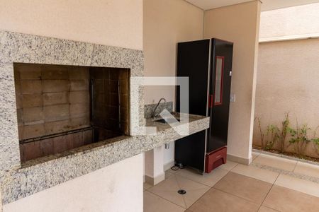 Apartamento para alugar com 32m², 2 quartos e sem vaga Apartamento para alugar com 32m², 2 quartos e sem vagaÁrea comum - Churrasqueira