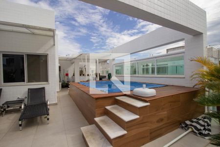 Apartamento à venda com 226m², 3 quartos e 3 vagasVaranda