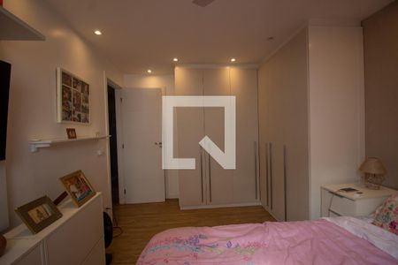 Apartamento à venda com 226m², 3 quartos e 3 vagasSuíte 1