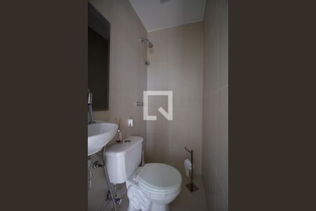 Apartamento à venda com 226m², 3 quartos e 3 vagasBanheiro de Serviço