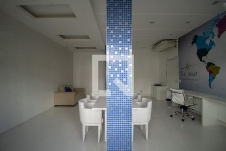 Apartamento à venda com 226m², 3 quartos e 3 vagasÁrea Comum - Home Office