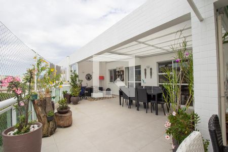 Apartamento à venda com 226m², 3 quartos e 3 vagasVaranda