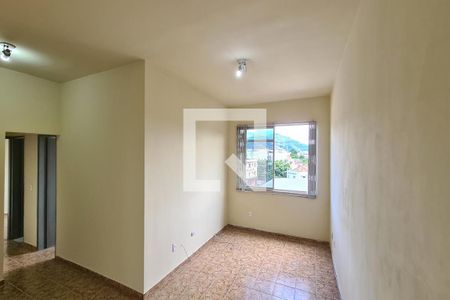 Sala de apartamento para alugar com 3 quartos, 75m² em Quintino Bocaiúva, Rio de Janeiro