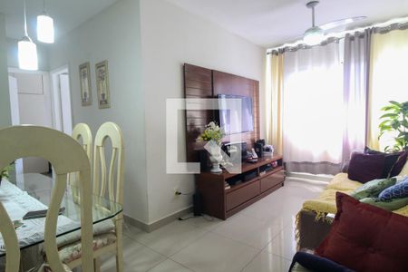 Sala de apartamento para alugar com 2 quartos, 58m² em Freguesia de Jacarepaguá, Rio de Janeiro