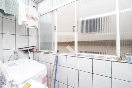 Apartamento à venda com 42m², 1 quarto e sem vagaÁrea de Serviço