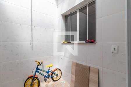 Casa de condomínio à venda com 63m², 2 quartos e 1 vaga Casa de condomínio à venda com 63m², 2 quartos e 1 vagaÁrea de Serviço