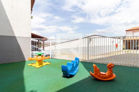 Casa de condomínio à venda com 63m², 2 quartos e 1 vaga Casa de condomínio à venda com 63m², 2 quartos e 1 vagaÁrea comum - Playground