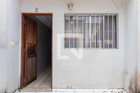 Casa de condomínio à venda com 63m², 2 quartos e 1 vaga Casa de condomínio à venda com 63m², 2 quartos e 1 vagaEntrada