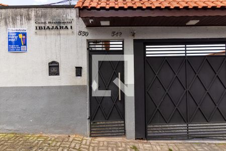 Casa de condomínio à venda com 63m², 2 quartos e 1 vaga Casa de condomínio à venda com 63m², 2 quartos e 1 vagaFachada