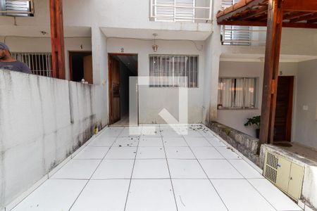 Casa de condomínio à venda com 63m², 2 quartos e 1 vaga Casa de condomínio à venda com 63m², 2 quartos e 1 vagaGaragem
