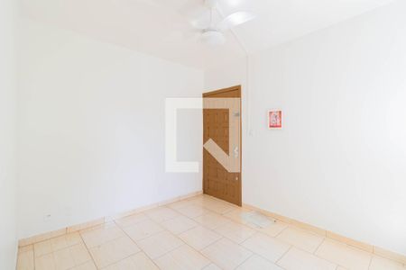 Sala de apartamento à venda com 2 quartos, 55m² em Guajuviras, Canoas