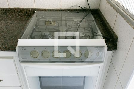 Apartamento à venda com 58m², 2 quartos e 1 vagaCozinha - Fogão