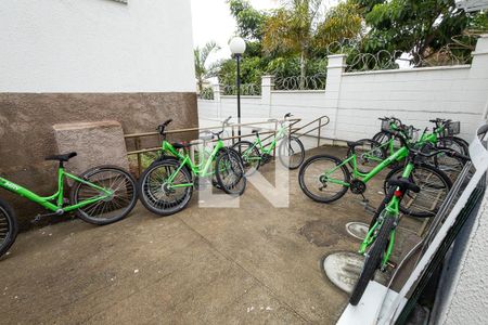 Apartamento para alugar com 40m², 2 quartos e 1 vaga Apartamento para alugar com 40m², 2 quartos e 1 vagaBiscicletário