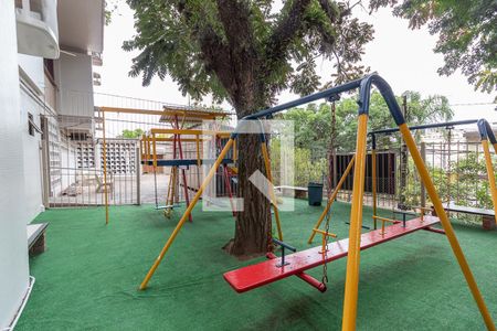 Apartamento à venda com 156m², 3 quartos e 1 vaga Apartamento à venda com 156m², 3 quartos e 1 vagaÁrea comum - Playground