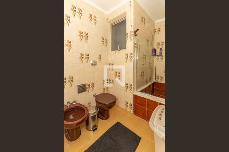 Apartamento à venda com 156m², 3 quartos e 1 vaga Apartamento à venda com 156m², 3 quartos e 1 vagaBanheiro da Suíte