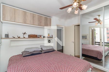 Quarto Suíte de apartamento à venda com 3 quartos, 156m² em Moinhos de Vento, Porto Alegre