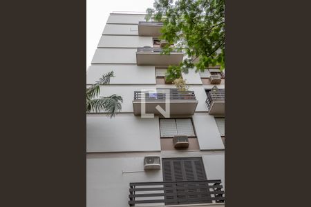Apartamento à venda com 156m², 3 quartos e 1 vaga Apartamento à venda com 156m², 3 quartos e 1 vagaFachada