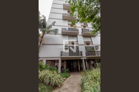 Apartamento à venda com 156m², 3 quartos e 1 vaga Apartamento à venda com 156m², 3 quartos e 1 vagaFachada