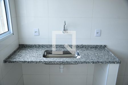 Apartamento para alugar com 65m², 2 quartos e sem vagaCozinha e Área de Serviço