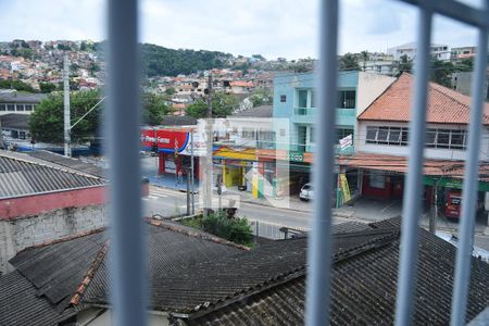 Vista da Cozinha e Área de Serviço de apartamento para alugar com 2 quartos, 65m² em Centro, Cotia