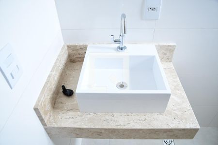 Banheiro de apartamento para alugar com 2 quartos, 65m² em Centro, Cotia