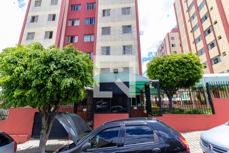 Apartamento à venda com 57m², 2 quartos e 1 vaga Apartamento à venda com 57m², 2 quartos e 1 vagaFachada