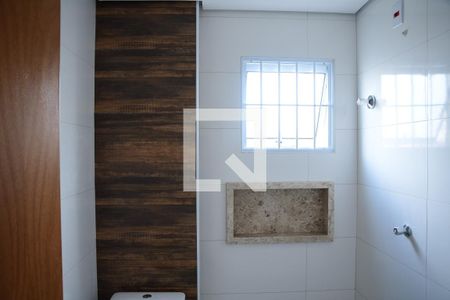Apartamento para alugar com 65m², 2 quartos e sem vagaBanheiro