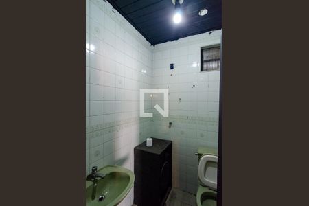 Casa à venda com 330m², 5 quartos e 4 vagasBanheiro do Stúdio 1