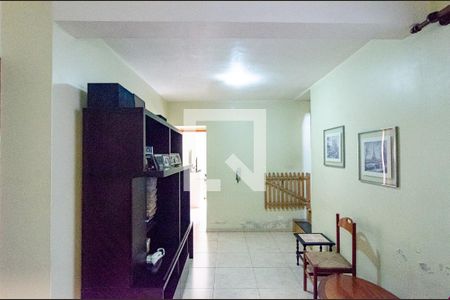 Casa à venda com 330m², 5 quartos e 4 vagasSala 2