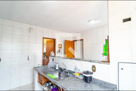 Casa à venda com 330m², 5 quartos e 4 vagasCozinha