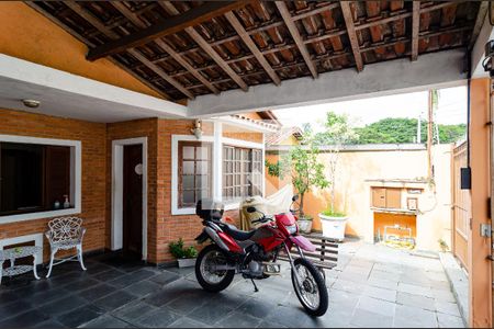 Casa à venda com 330m², 5 quartos e 4 vagasGaragem