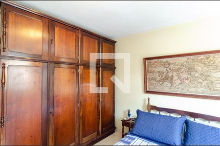 Casa à venda com 330m², 5 quartos e 4 vagasQuarto 5